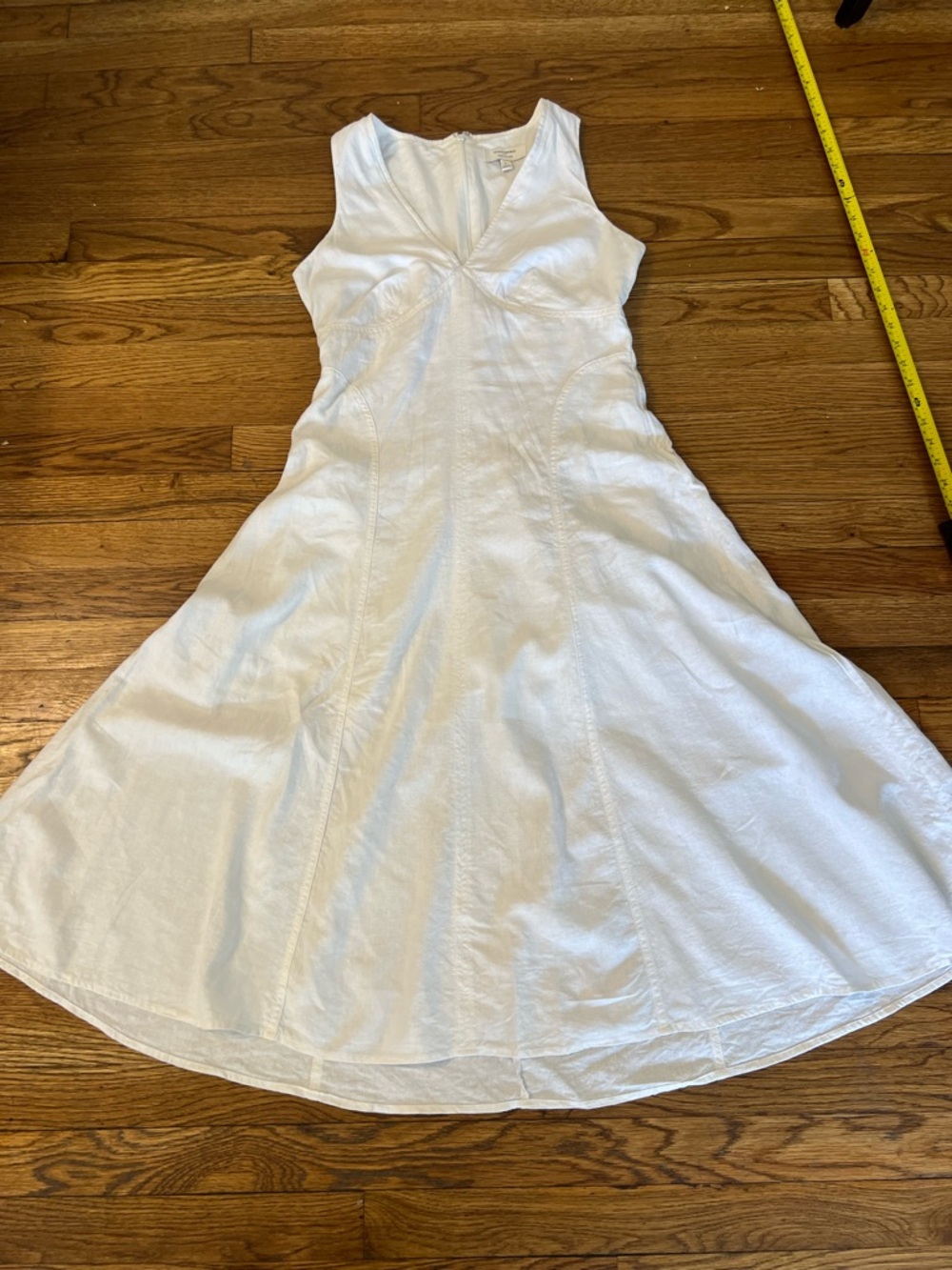 Banana Republic White V-Neck Midi Dress - Picture 7 of 16